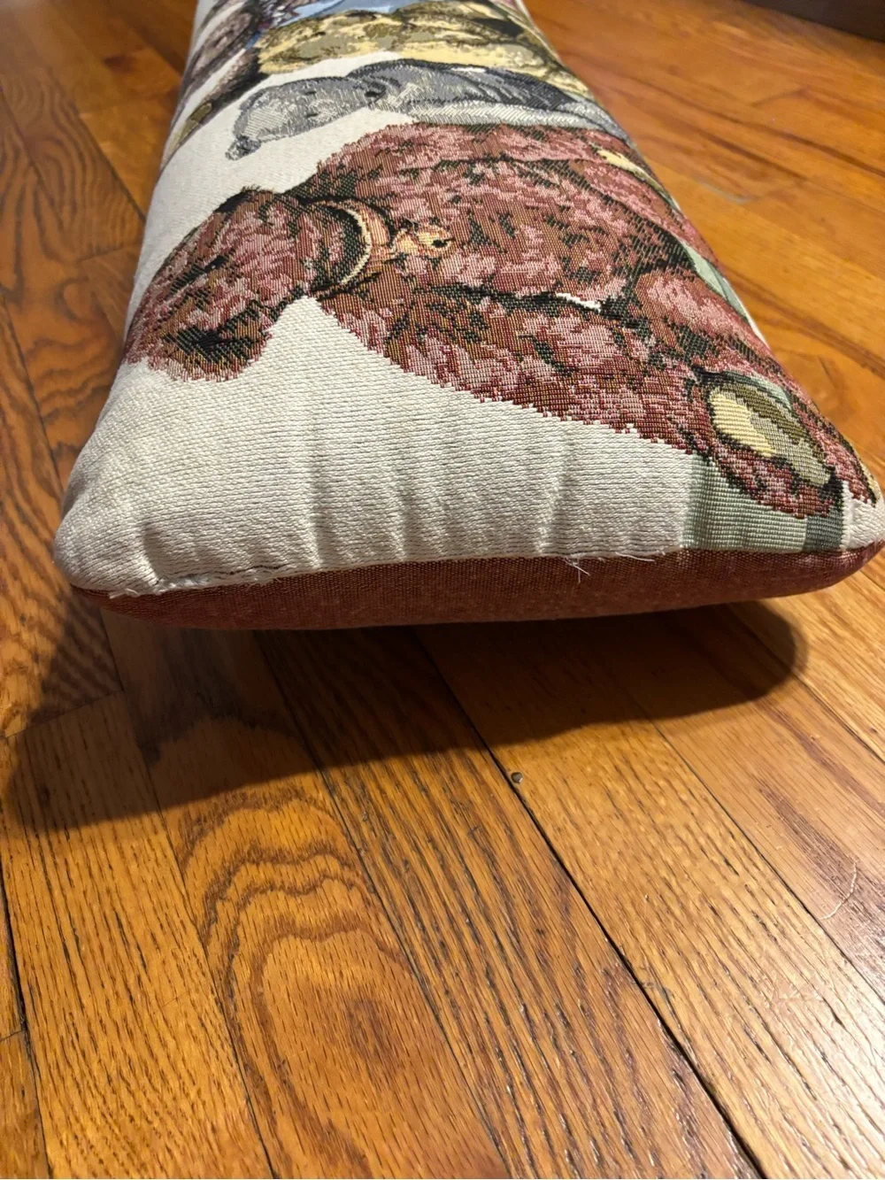 N/A decorative lumbar